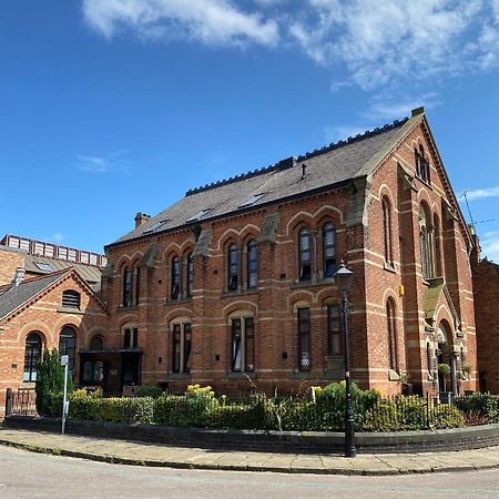 Luxury Chapel Apartment Within City Walls 체스터 외부 사진