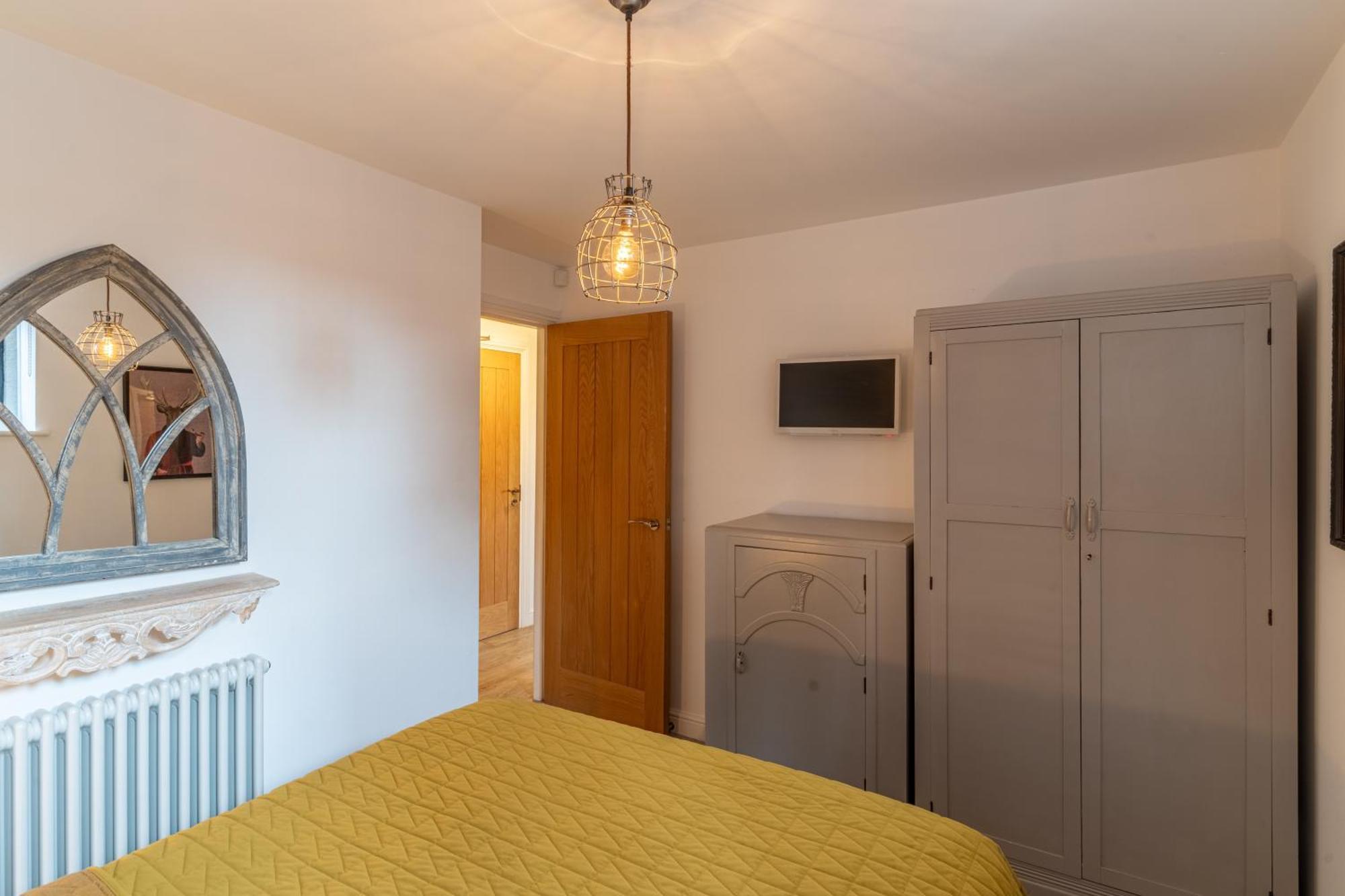 Luxury Chapel Apartment Within City Walls 체스터 외부 사진